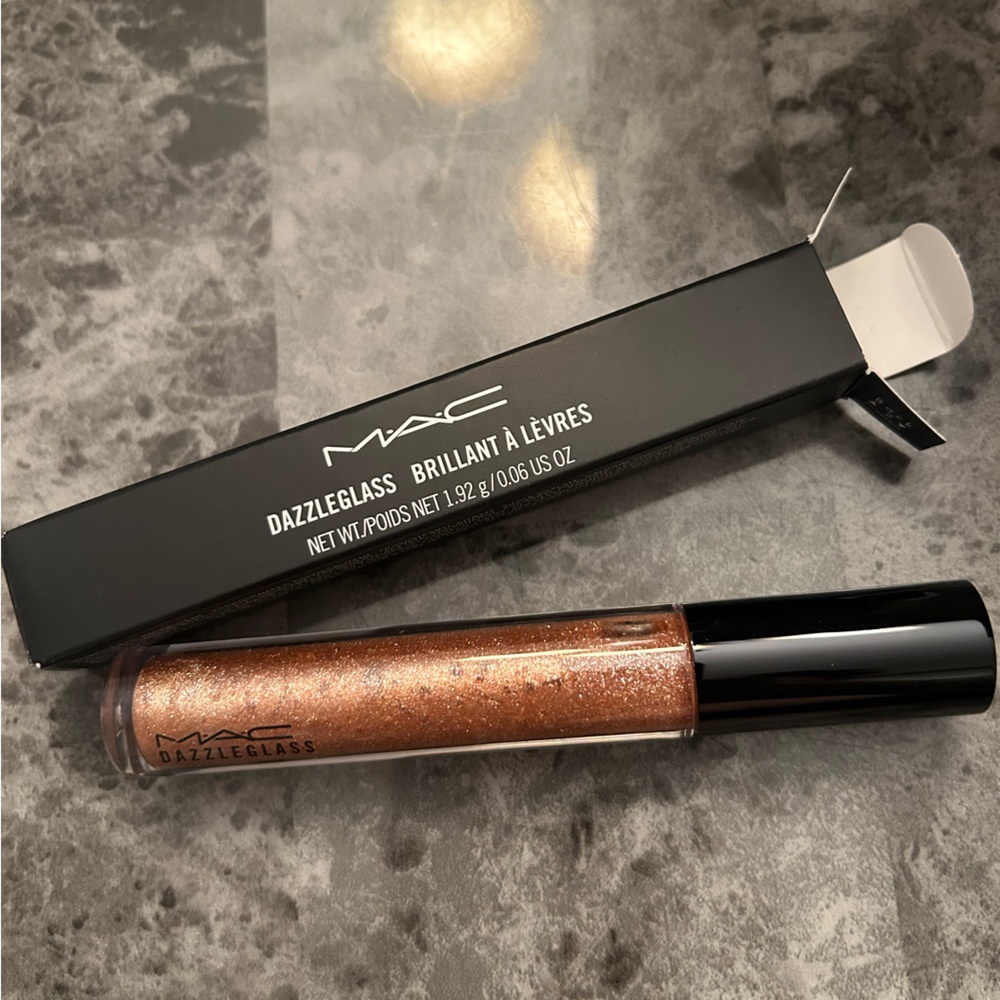 Mac NIB Rare Dazzleglass Color: Go for Gold